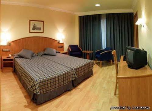 Ii Castillas Hotel Madryt