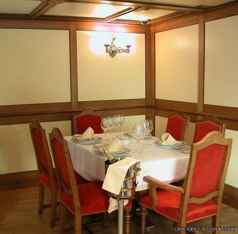 Ii Castillas Hotel Madryt